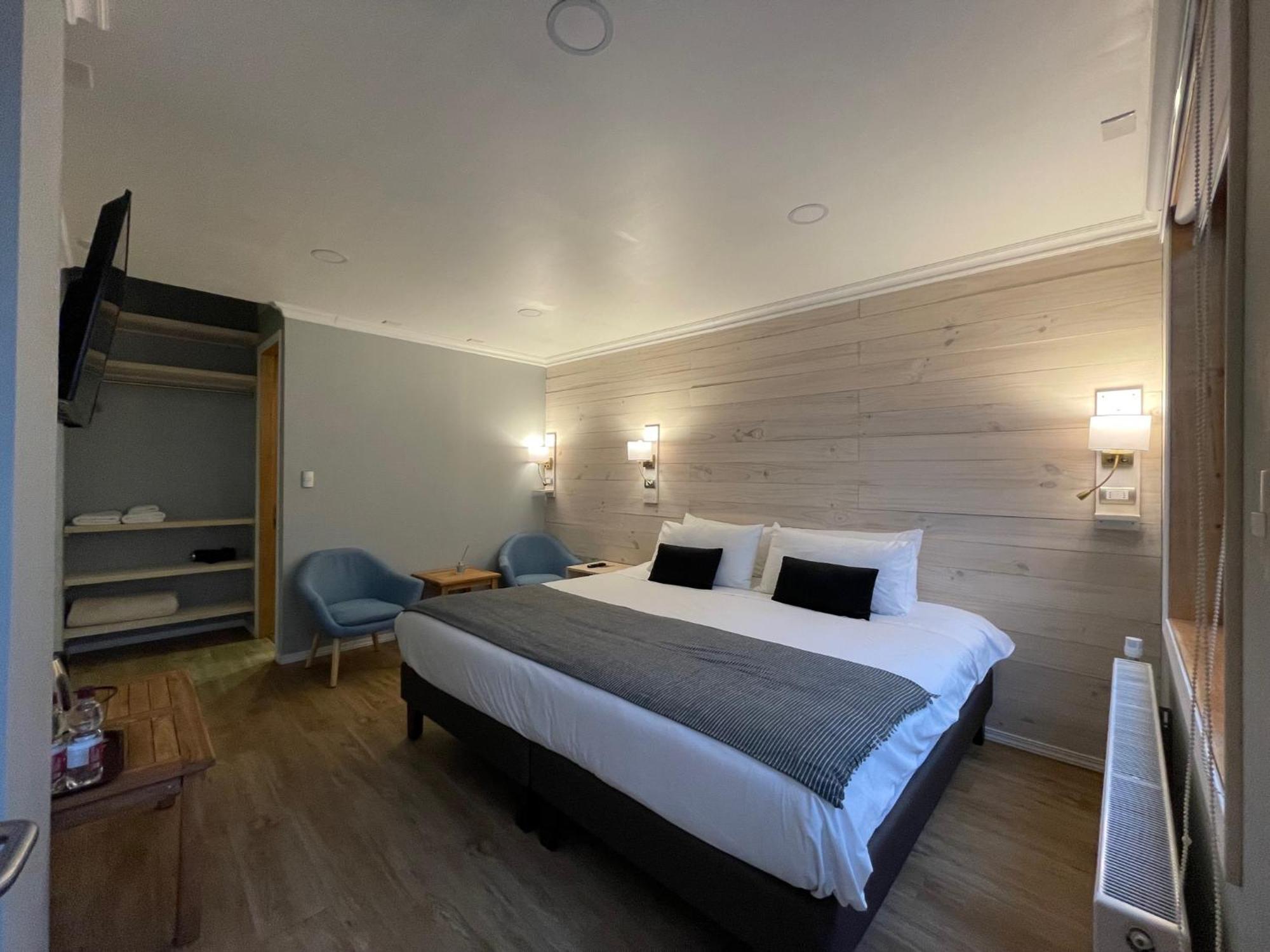Hostal Boutique Puerta Roja 蓬塔阿雷纳斯 外观 照片