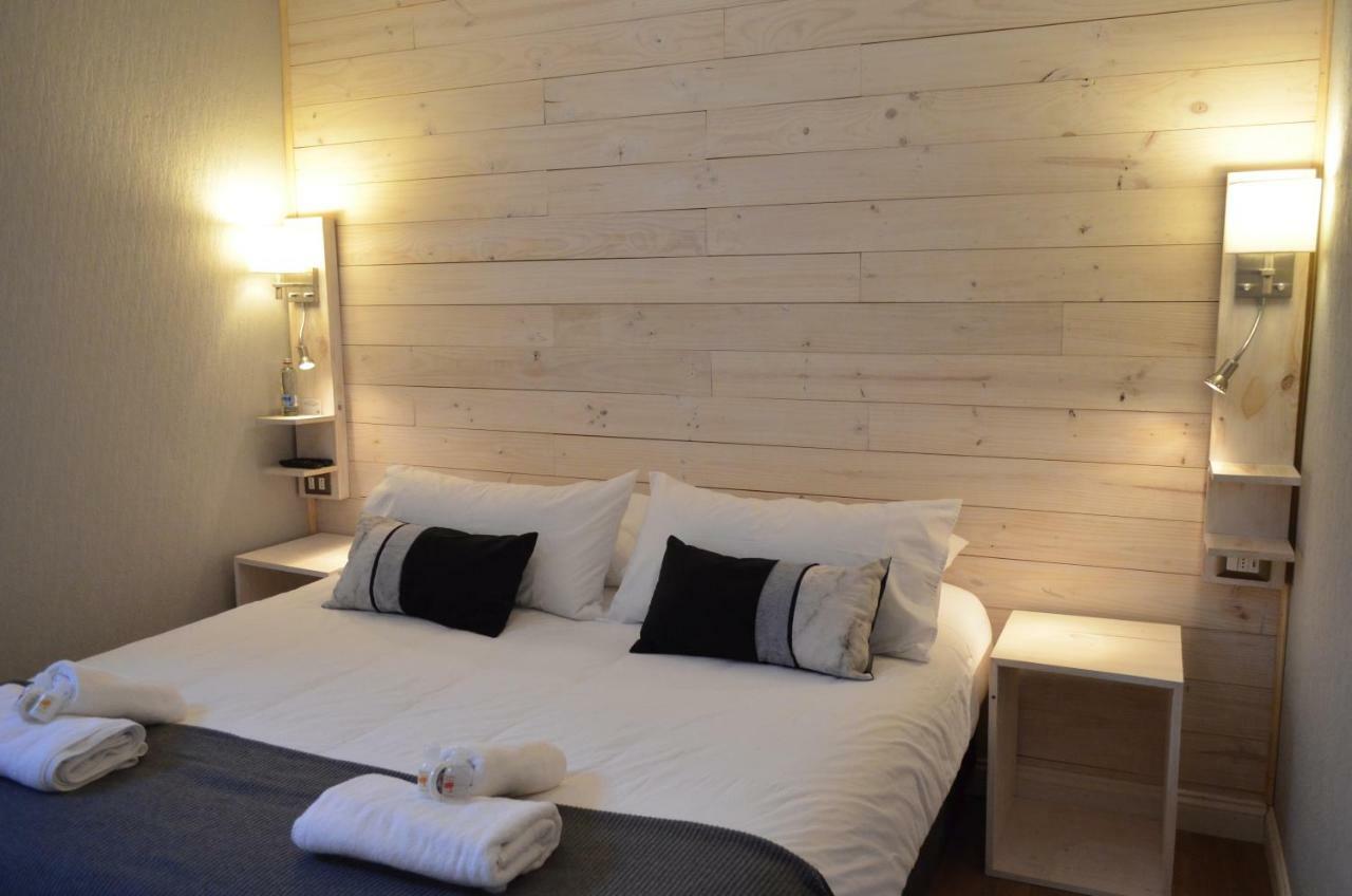 Hostal Boutique Puerta Roja 蓬塔阿雷纳斯 外观 照片
